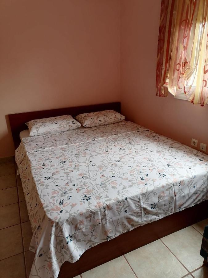 Αξέχαστη Διαμονή - Unforgettable Accommodation Nea Kallikrateia Exteriör bild